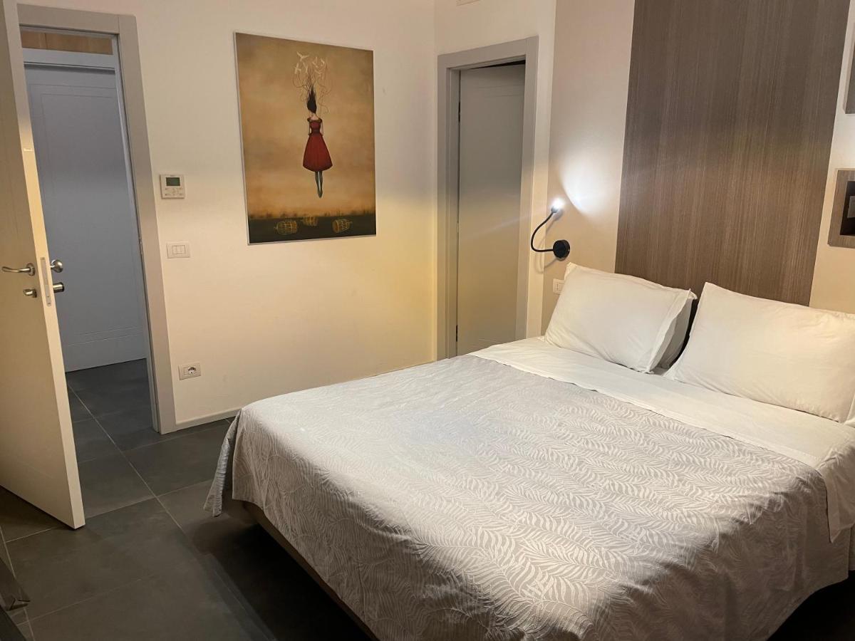 Enjoy Garden - Flavio Baracchini 9 - Rooms Милано Екстериор снимка